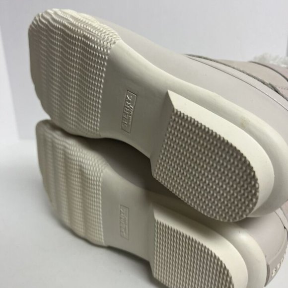 Amazon.com: Sperry Port Alpine JR Snow Boot, White, 6 US  Sperry Womens Saltwater Alpine Boot White Size 9 M